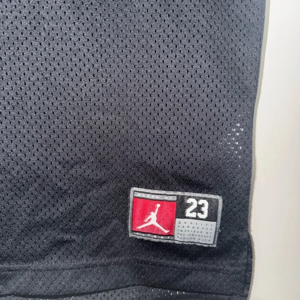 Jordan  Black and Red Jersey 12/13 years